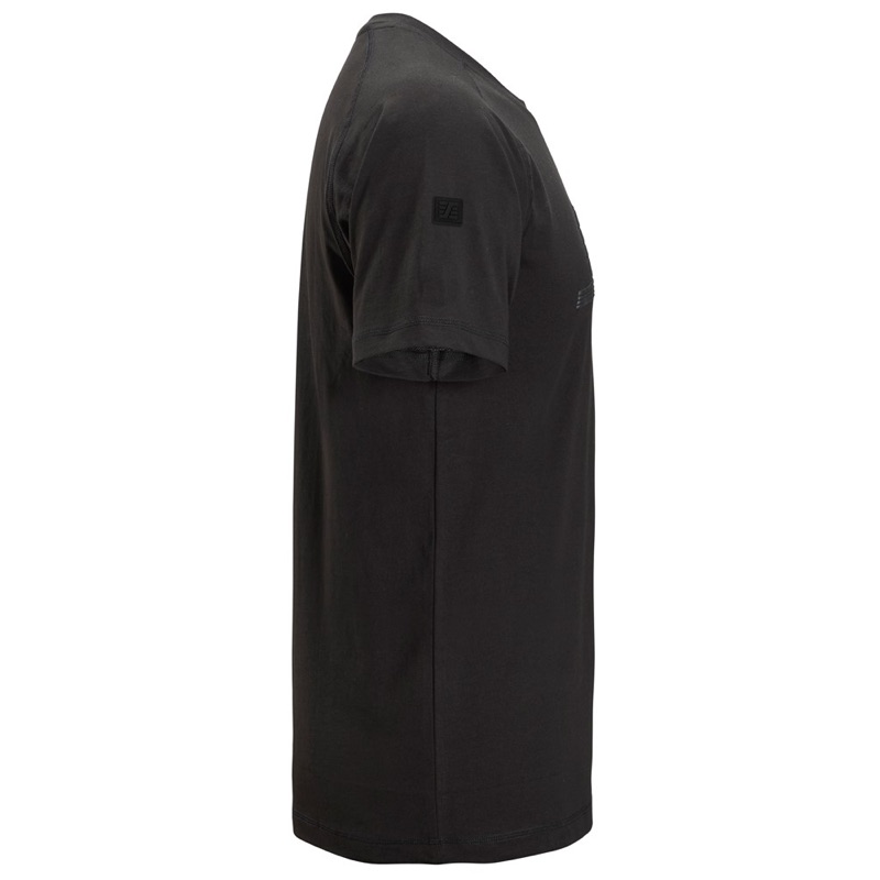 T-shirt logo snickers-4 T-shirt logo snickers-4